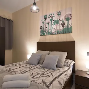Tejares De Triana 16b Apartamento Sevilha